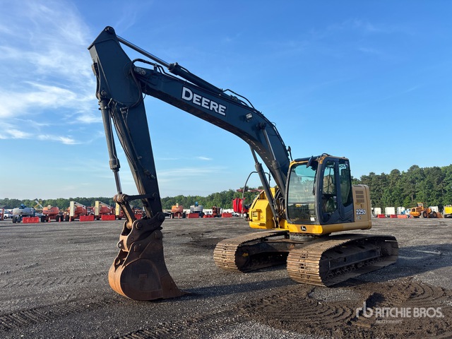 2012 John Deere 225D LC Tracked Excavator
