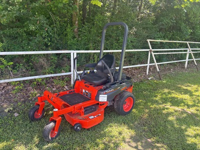2024 Kubota Z232KW-42 Zero-Turn Lawn Mower
