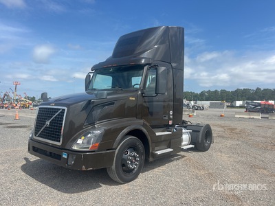 2016 Volvo VNL 4x2 Cabeza Tractora Cabina Corta