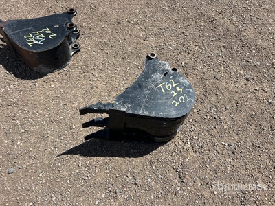 12 in Digging Excavator Bucket