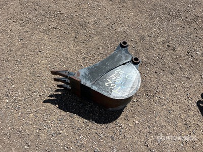 8 in Digging Excavator Bucket