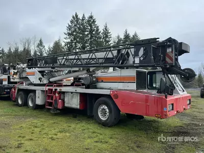 2000 Link-Belt HTC8640 40 ton 6x4 Hydraulic Truck Crane