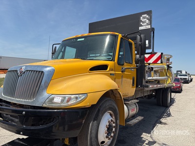 2013 International 4300 Flatbed Truck