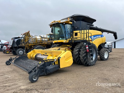 2012 New Holland CR8090 Maaidorser