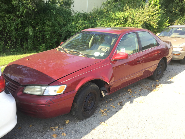 1998 Toyota Camry LE Sedan 1998 Toyota Camry LE Sedan