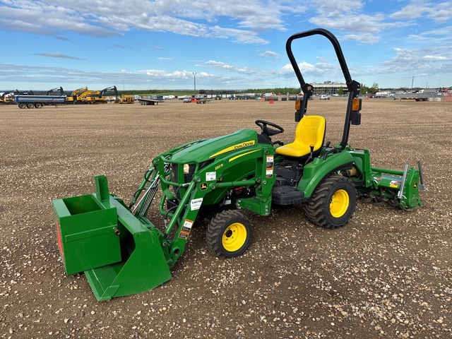 2022 John Deere 1023E 4WD Utility Tractor