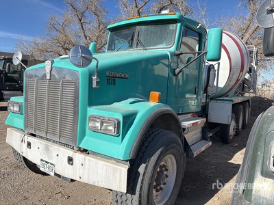 2009 Kenworth W900 ミキサートラック