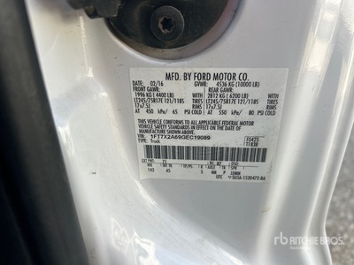 2016 Ford F-250 XL 4x2 Extended Cab بيك اب