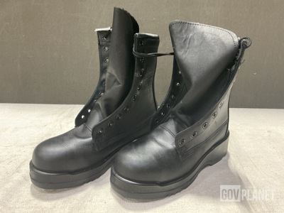 (36) Pairs of Men’s Safety Boots