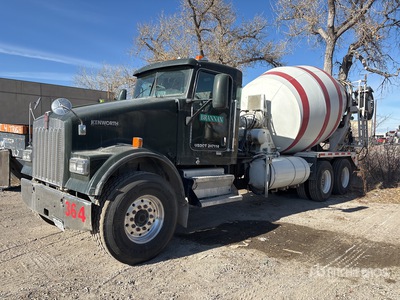 2007 Kenworth W900B 6x4 ミキサートラック (Inoperable)