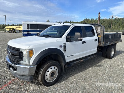 2017 Ford F-450 XL 4x4 Crew Cab Camion à Plateau
