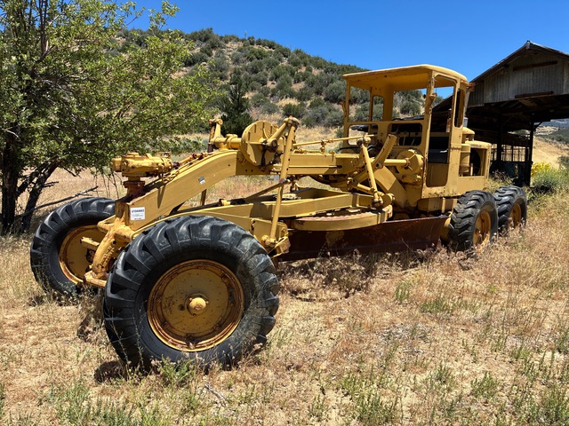 1954 Cat 12E Motor Grader 1954 Cat 12E Motor Grader