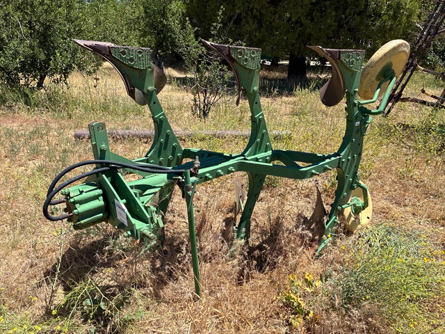 3-Point Reversible Plow