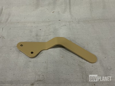 (33) General Dynamics 4003236-0102 Vehicular Door Handles