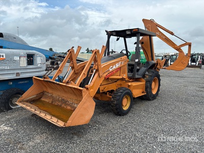 Case 580M Series 2 4x4 Baggerlader