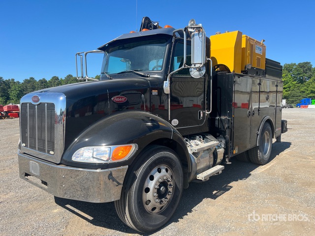 2016 Peterbilt 337 4x2 Service Truck