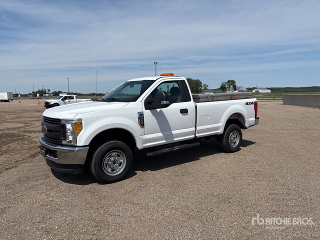 2017 Ford F-250 XL 4x4 Pickup