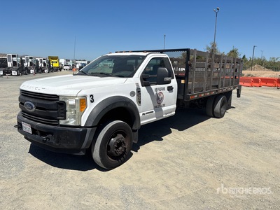 2017 Ford F-550 XL 4x2 Flatbed Truck