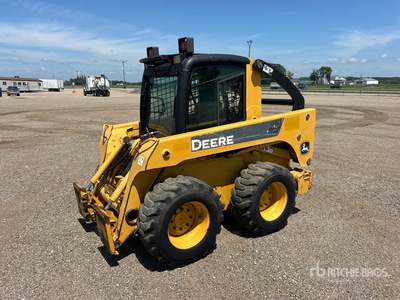 2007 John Deere 320 Minicargadora
