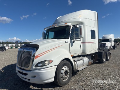2009 International LF627 6x4 Cabina con cuccetta per trattore stradale