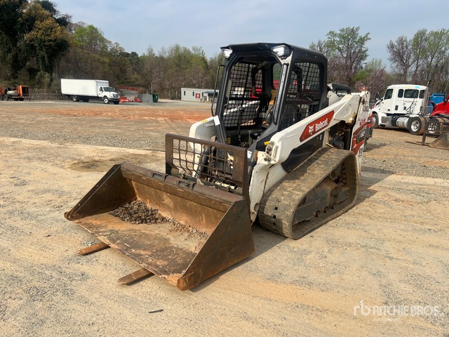 2022 Bobcat T62 Compact Track Loader