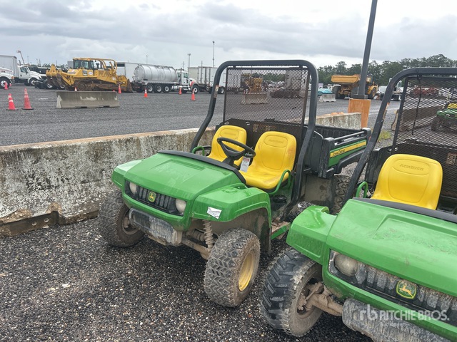 2019 John Deere Gator TX 4x2 Utility Vehicle
