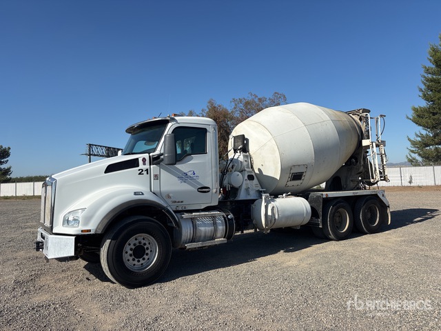 2020 Kenworth T880 6x4 Mixer Truck