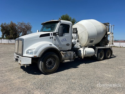 2020 Kenworth T880 6x4 Mixer Truck