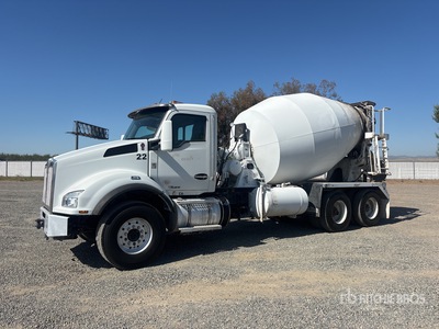 2020 Kenworth T880 6x4 Mixer Truck