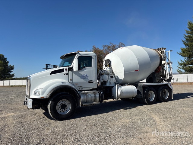 2020 Kenworth T880 6x4 Mixer Truck