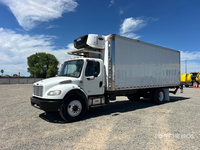 2019 Freightliner M2 106 4x2 Kühlfahrzeuge