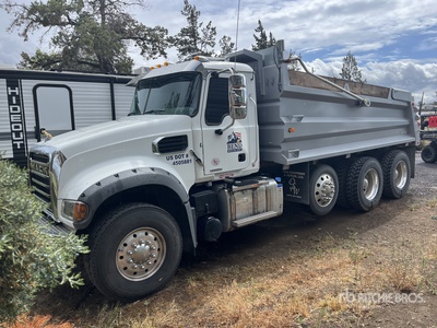 2026 Mack GR84F Granite 8x4 を見 Dump Truck