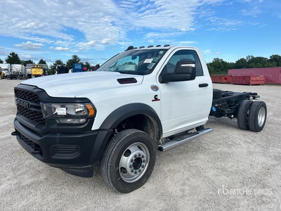 2024 Ram 5500 4x4 Cabina y chasis (Unused)