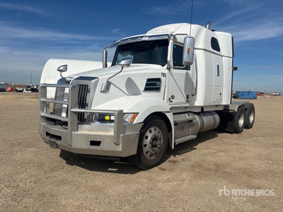 2021 Western Star 5700 6x4 T/A Sleeper Truck Tractor