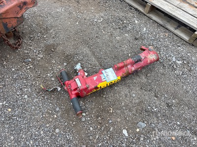 2021 Chicago CP1290 Pneumatic Demolition Breaker
