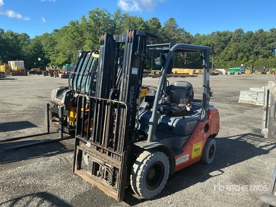 2018 Toyota 8FGU25 4500 lb Cushion Tire Forklift