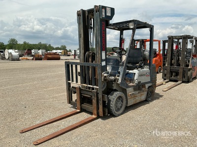 2003 Komatsu FG25ST Pneumatic Tire Chariot Élévateur