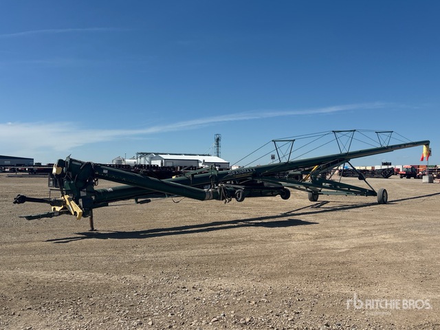 GrainMaxx 5395 13 in x 95 ft Swing Grain Auger | Ritchie Bros. Auctioneers