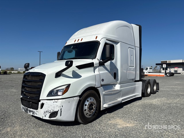 2024 Freightliner Cascadia 126 6x4 T/A Sleeper Truck Tractor