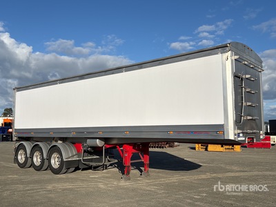 2022 MaxiTrans 10.2 m Tri/A End Dump Trailer
