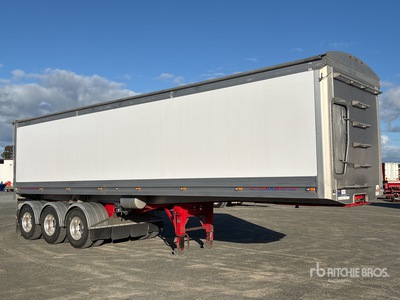 2022 MaxiTrans 10.2 m Tri/A End Dump Trailer