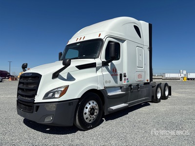 2020 Freightliner Cascadia 126 6x4 T/A Sleeper Truck Tractor