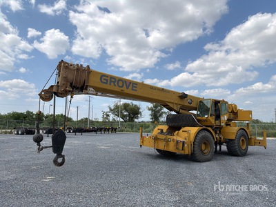 2003 Grove RT700E 50 ton 4x4x4 Grua Todo Terreno / رافعة للطرق الوعرة