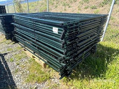 Quantity of (24) 2026 BYT MSPP07 7 ft Mesh Sheep Panneau pour bétail (Unused)