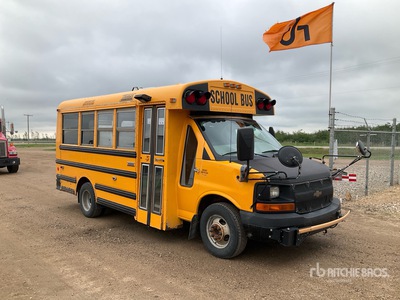 2011 Thomas Minotour 22-Seat Bus