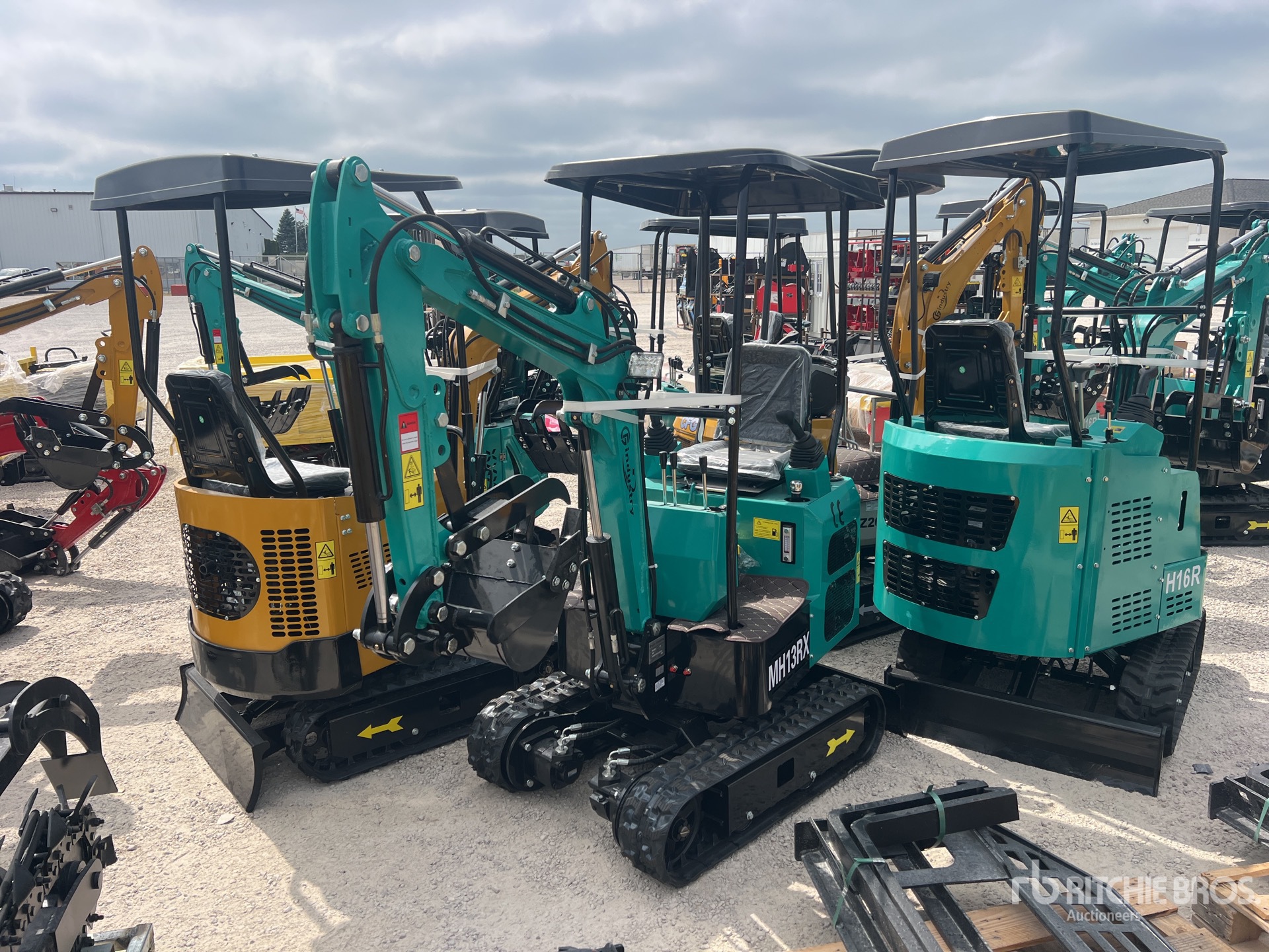 2026 CFG MH13RX Mini Excavator (Unused)