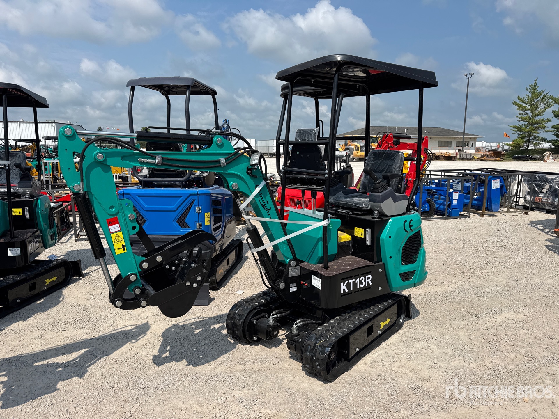 2026 CFG KT13R Mini Excavator (Unused)