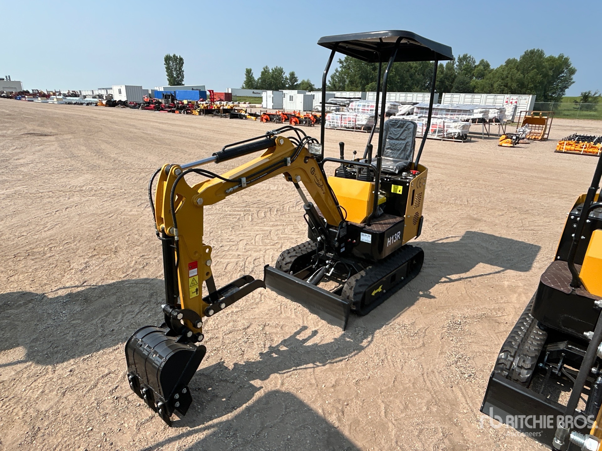 2026 CFG H13R Mini Excavator (Unused)