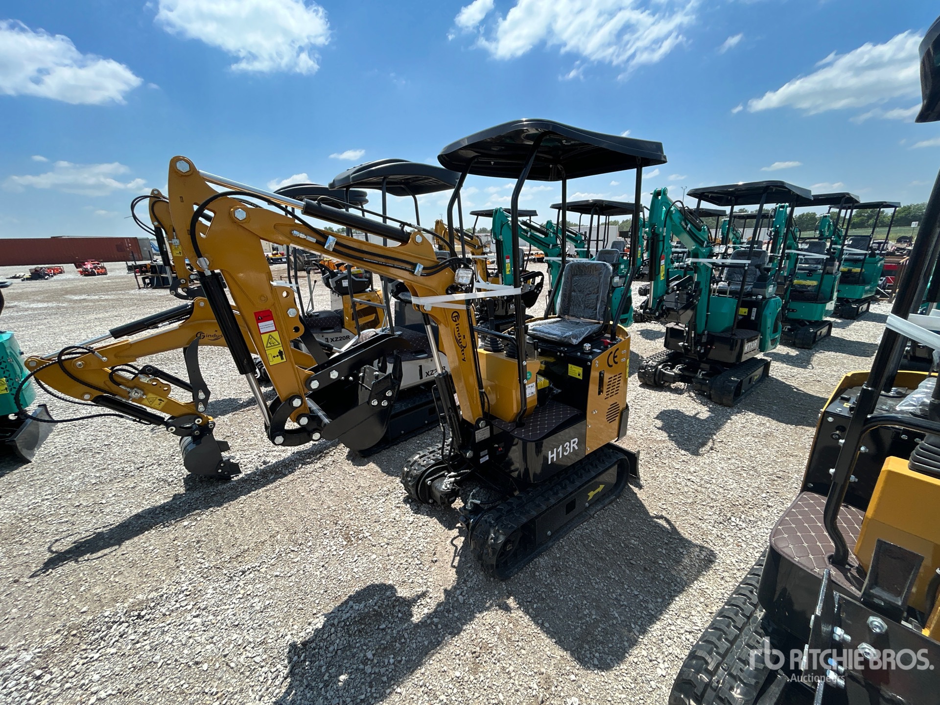 2026 CFG H13R Mini Excavator (Unused)