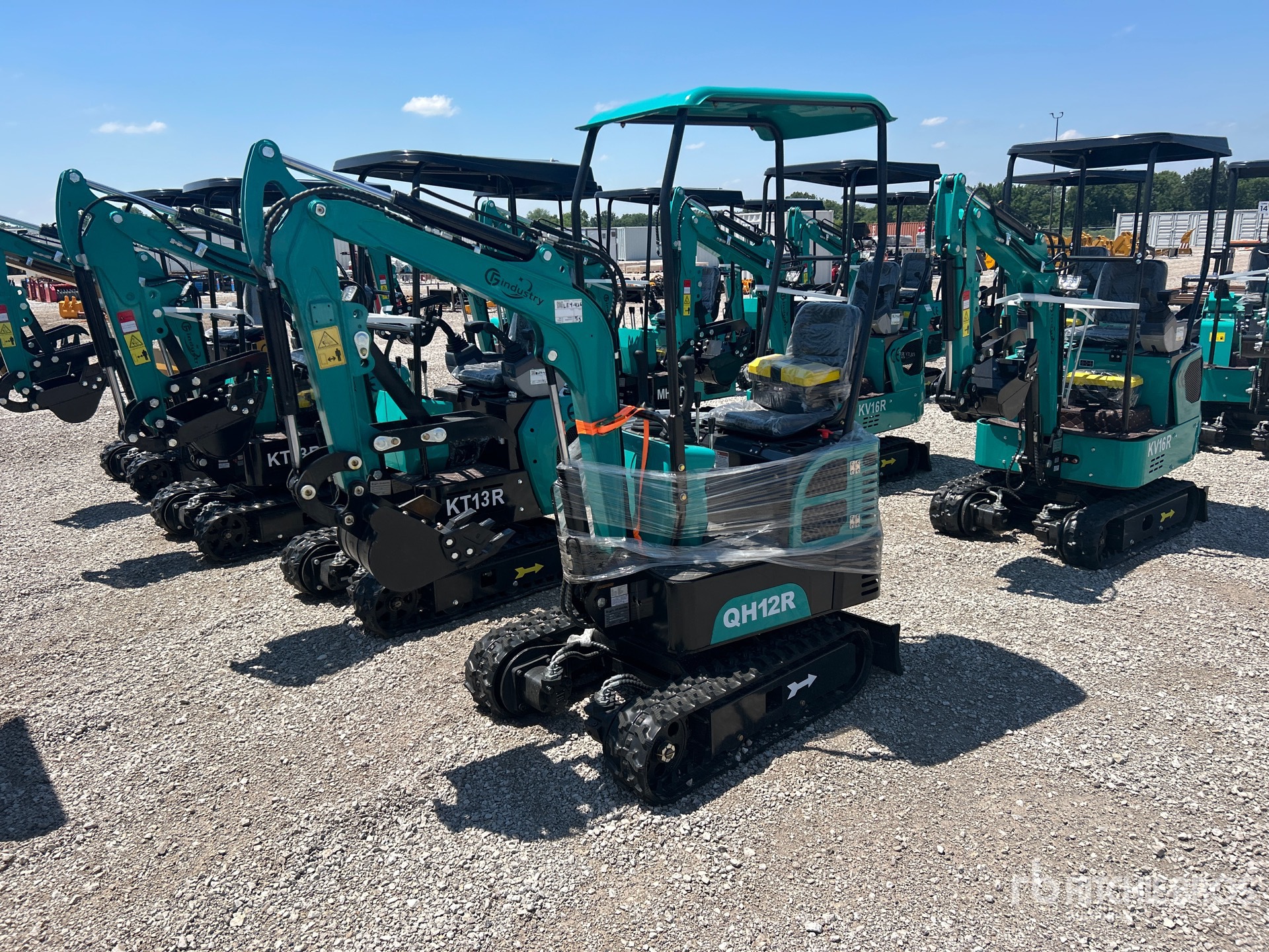 2026 CFG QH12R Mini Excavator (Unused)